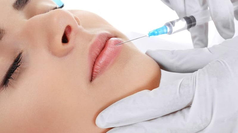 تزریق فیلر لب با ژل لب چه تفاوتی دارد تزریق فیلر لب با ژل لب چه تفاوتی دارد