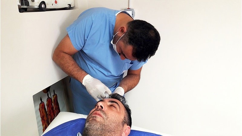 مقایسه تعداد جلسات مورد نیاز در مزورتراپی و پی آر پی